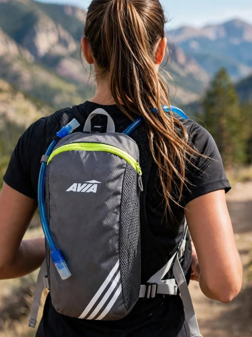 AVIA UNISEX Hydration Vest Backpack / Running Vest Pack - 1.5L Vest with Bladder